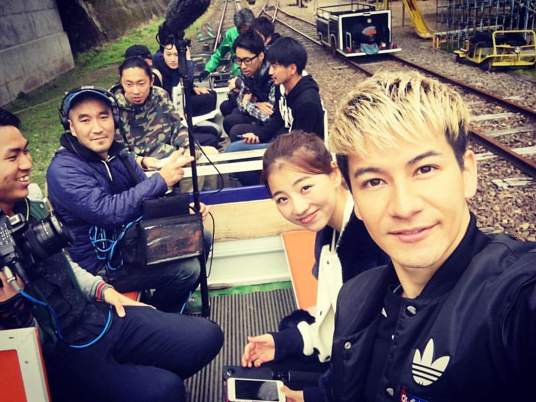 のインスタグラム：「ロケ in 高千穂🤘  #高千穂 #宮崎」