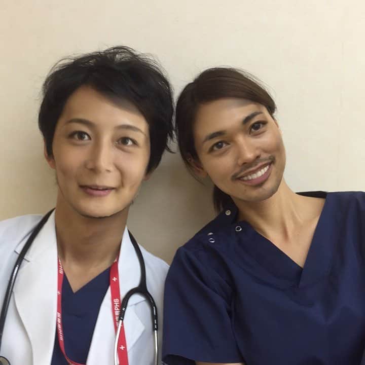 相武紗季のインスタグラム：「しっくりきてるようなきてないような、、とにかく濃い顔になりました😂❤️ #今夜9時#レディダヴィンチの診断 #顔交換 #小林且弥さん」