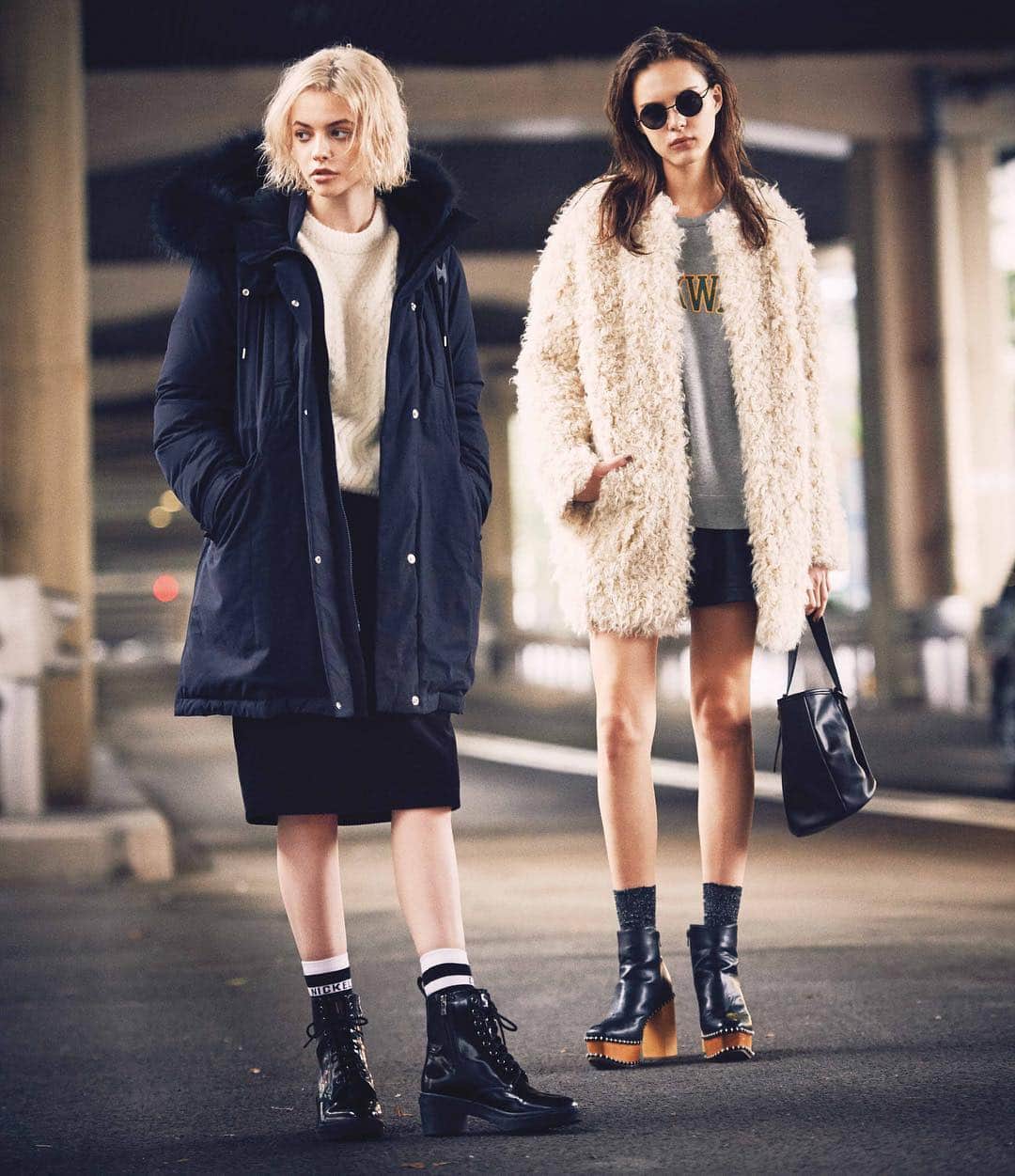 のインスタグラム：「SHEL’TTER MOOK♯40 WINTER 2016掲載商品 11/10(THU)0:00〜一斉予約販売スタート __________________________________ STORM SHIELD DOWN (0109AB30-7190) ¥32,800 +tax NO COLLAR F/FUR COAT (0109AH30-5640) ¥14,800 +tax __________________________________ MOUSSY WINTER COLLECTIONが @sheltterwebstore にて一斉予約スタート！ この冬欲しいアウターが必ず見つかるMOUSSY。 今なら1日1回使用できる¥1,000  OFFクーポンも同時配布！ ぜひWEB STOREをご覧下さいませ。 プロフィールTOPのURLからご覧いただけます。 __________________________________ #MOUSSY #SHELTTER40」