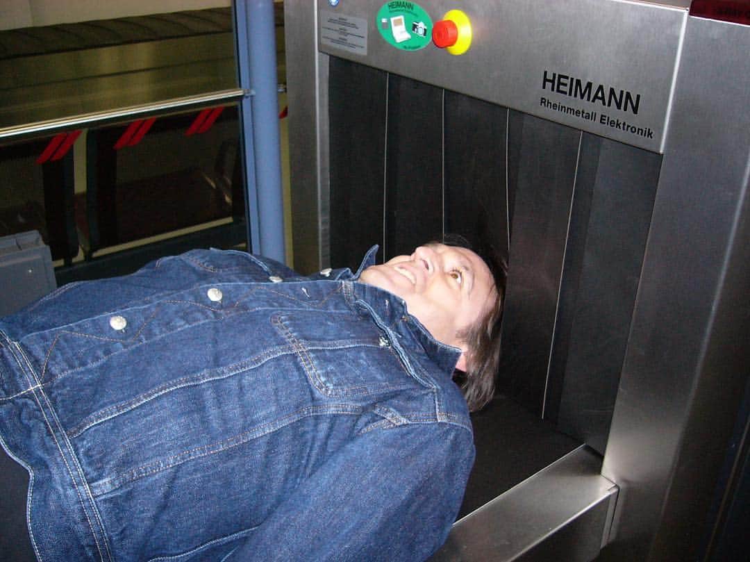 ブライアン・アダムスのインスタグラム：「Keith @keithscott99 taking airport security to a new level. I think I took this photo in Germany 🇩🇪 #bryanadamsgetup」