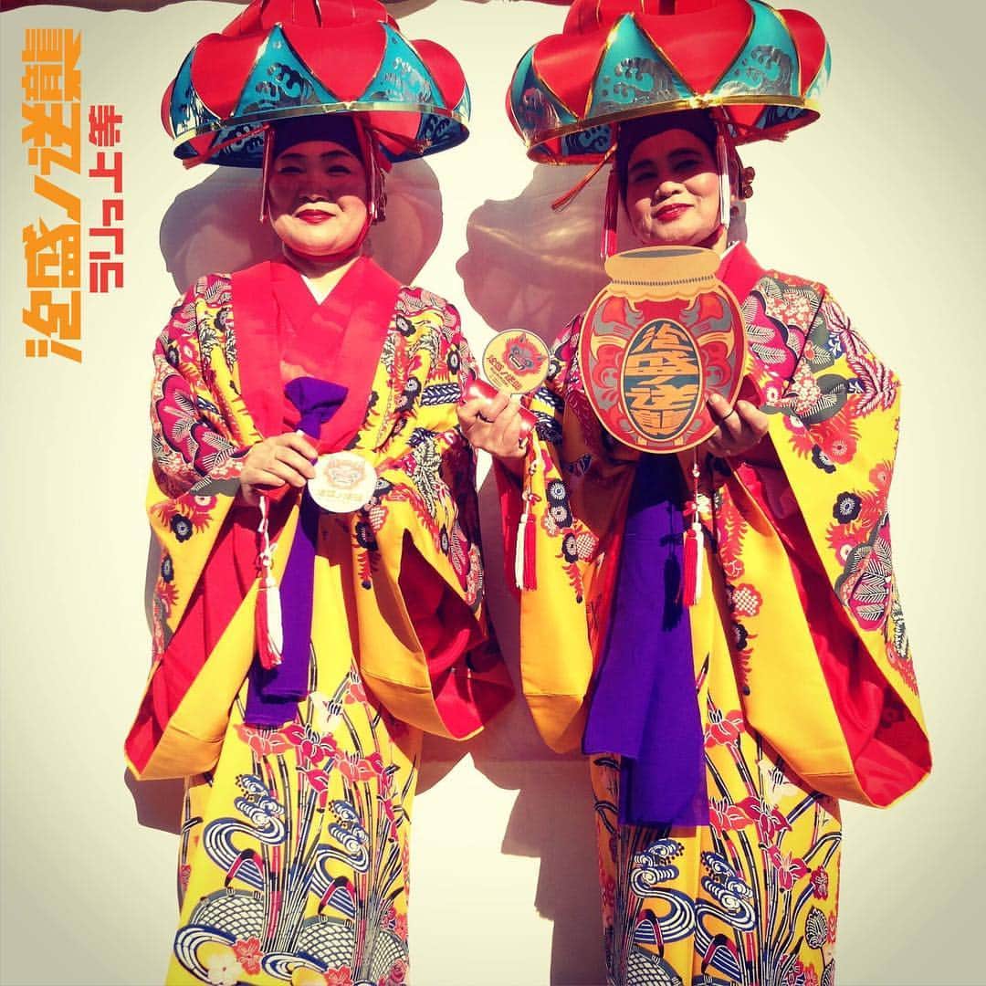 のインスタグラム：「ウチナー祭 逆襲中‼︎㌧㌧ Photo by Kinji Washida #泡盛ノ逆襲 #うりっ上等 #okinawa #古酒 #泡盛 #awamori #沖縄 #moments」