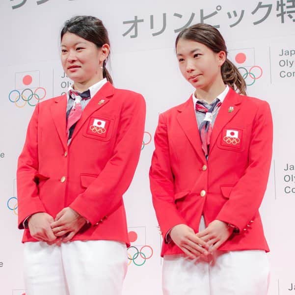 松友美佐紀のインスタグラム：「#ayakatakahashi #misakimatsutomo #randompic #badminton #olympics」