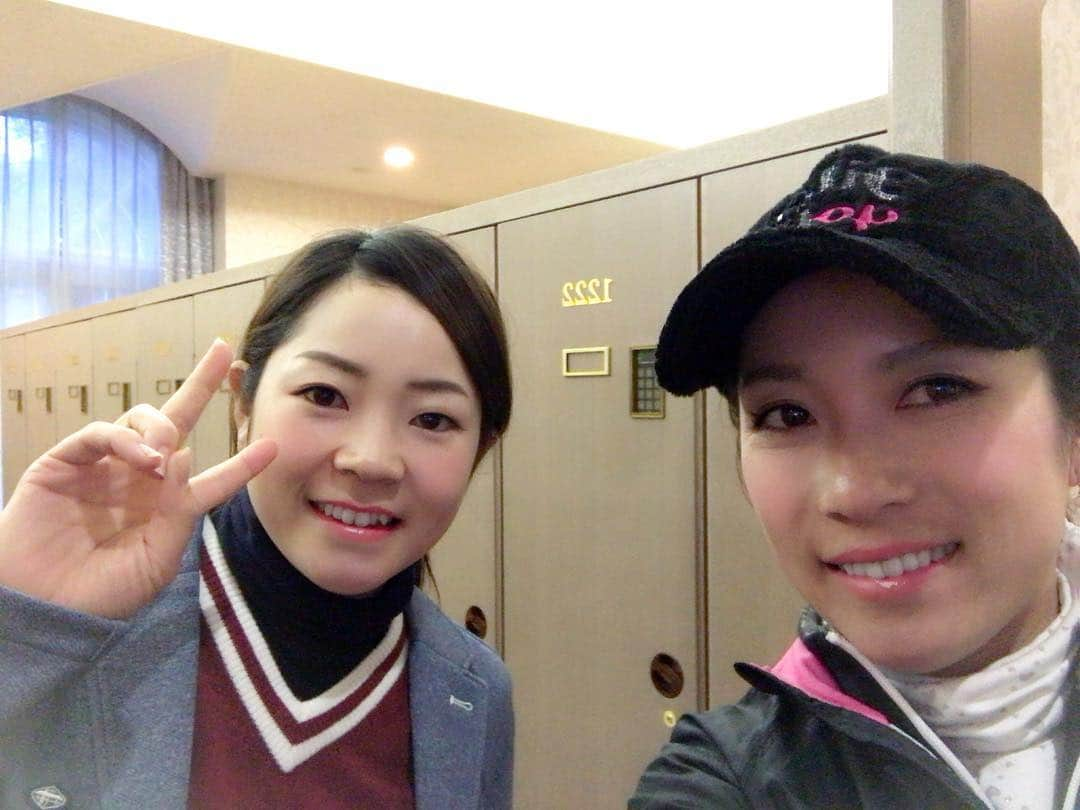 佐藤のぞみさんのインスタグラム写真 - (佐藤のぞみInstagram)「すーちゃんが前の組でした⛳️🏌️‍♀️💕 最近寒いですね🍂 #仲宗根澄香 プロ #ゴルフ#ゴルフ女子」11月10日 21時18分 - satonozomi1028