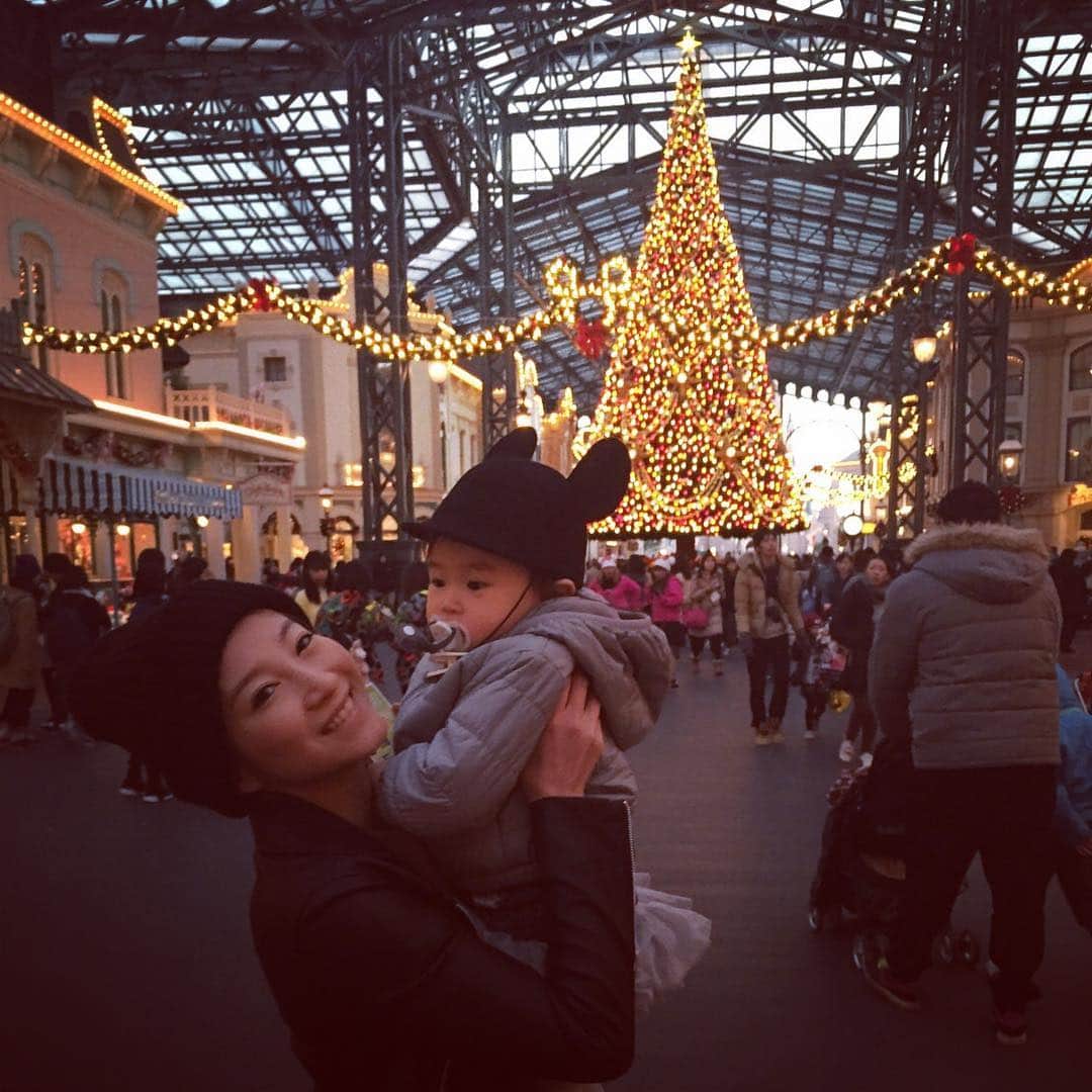 加織のインスタグラム：「もうそんな季節か🎄✨」