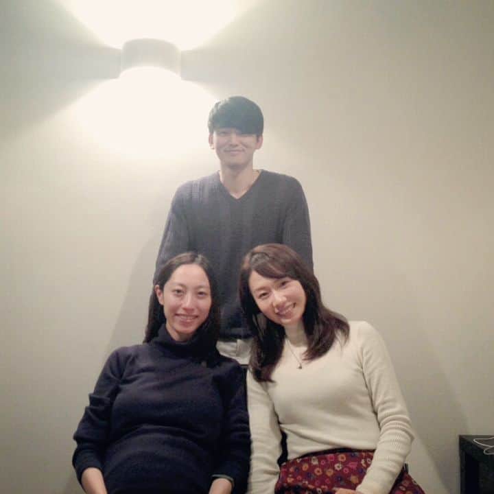 吉村美樹さんのインスタグラム写真 - (吉村美樹Instagram)「同じ事務所の仲良しさん、大好きな高橋彩ちゃんと、今日の一流シェフの旦那様と一緒にパチリ～☆本当に、ごちそうさまでした💛miki」11月10日 22時01分 - yoshimuramiki0911