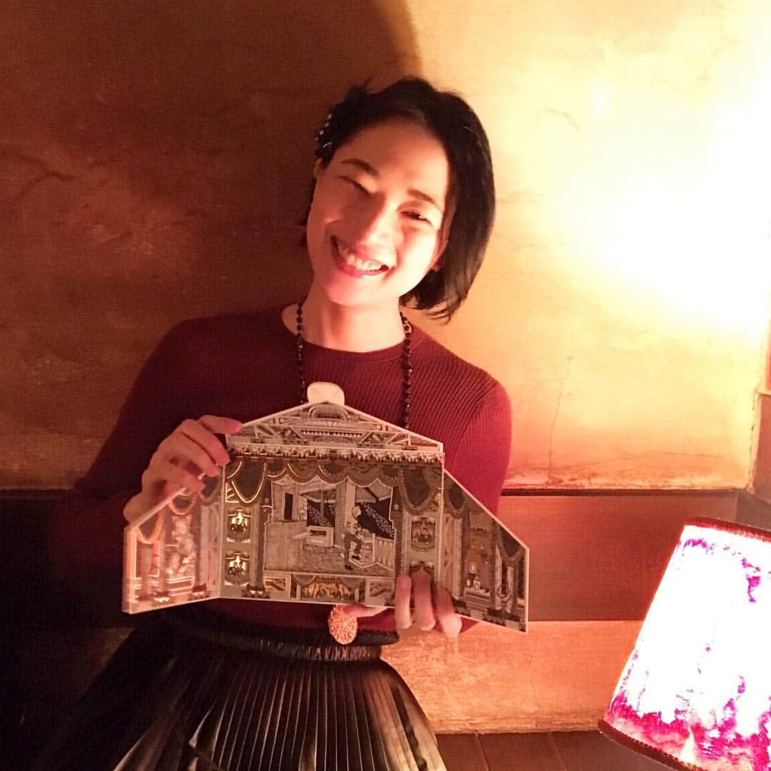 雨宮まみのインスタグラム：「喜びすぎてすっごい笑顔 #diptyque #unenuitchezdiptyque」