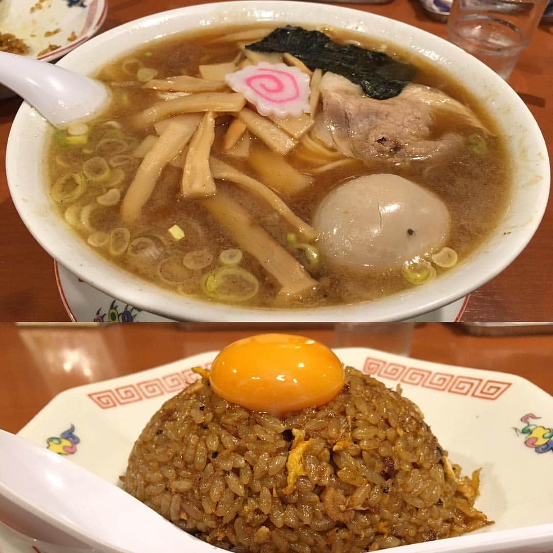 丸山ゴンザレスのインスタグラム：「最強タッグに敗北 #煮干しラーメン #やきめし」