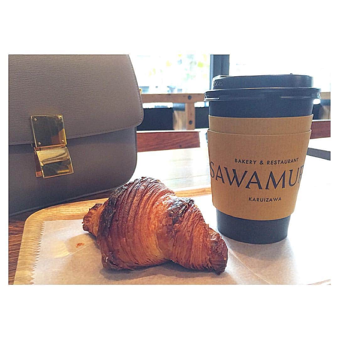 西山真以のグルメインスタ