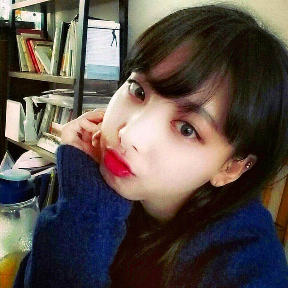 ナヨンさんのインスタグラム写真 - (ナヨンInstagram)「Happy Saturday 💋 #CheerUp #JYP #Twice #트와이스 #ONCE #원스 #Nayeon #나연 #ImNayeon #임나연 @TWICETAGRAM ♡」12月10日 12時23分 - twicenayeon