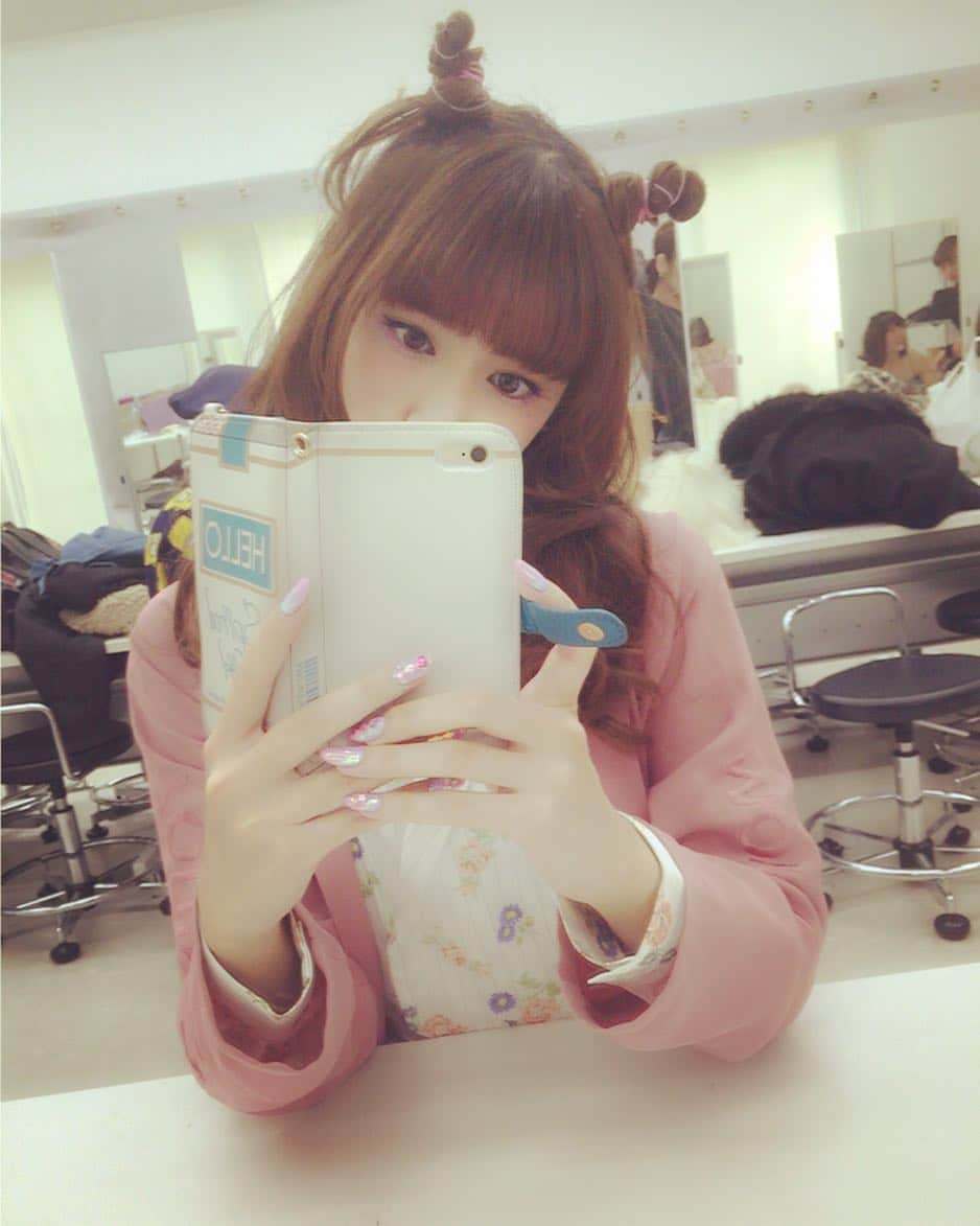 小泉遥のインスタグラム：「* 鬼ツイン👹✨ * #instagood #아이돌 #偶像 #idola #idol #ไอดอล #followme #selfie #happy #dollelements #どるえれ #member #cute #hair #make #code #style #ootd #Japanese #girl #jouetie #brand #camera #nonchi」