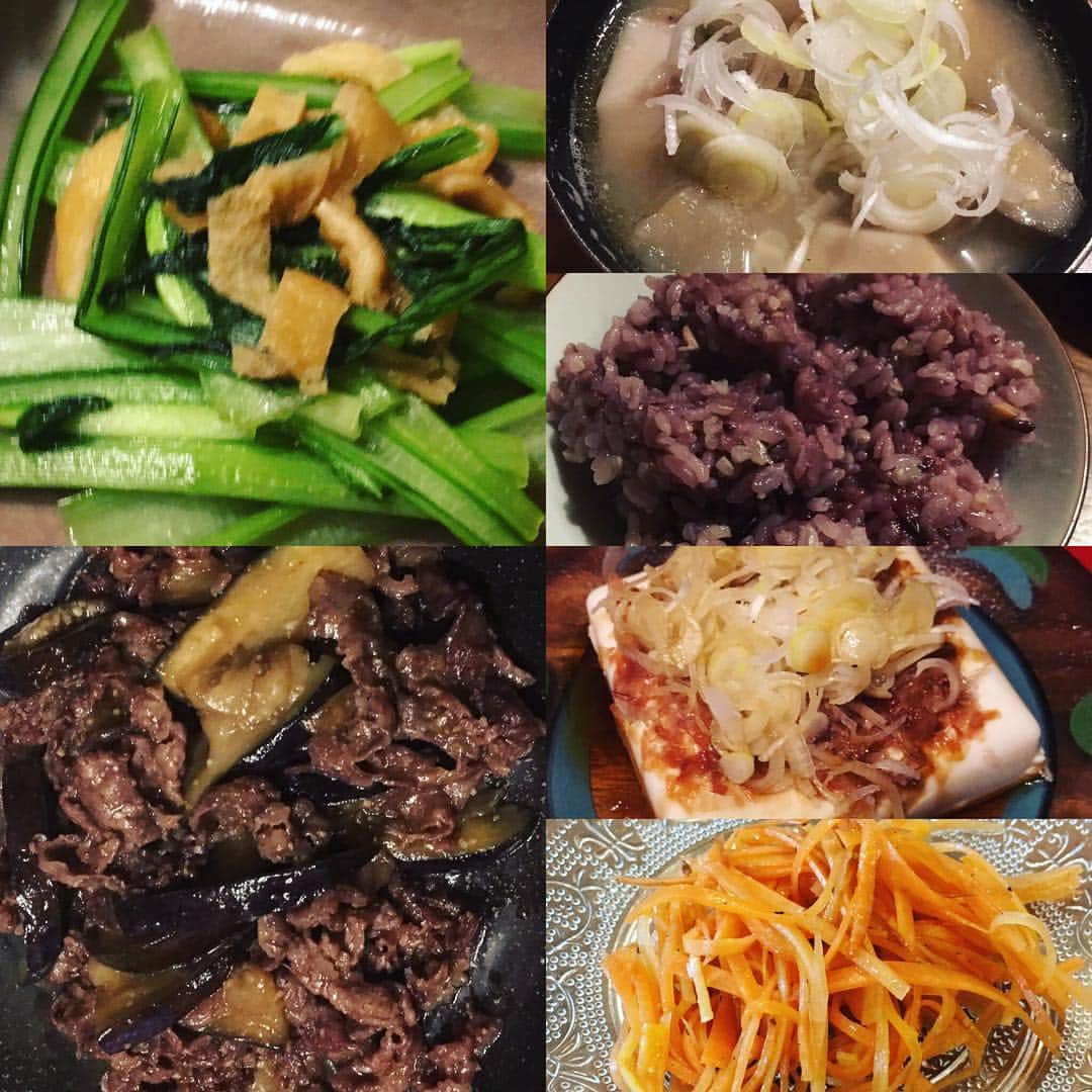 六車奈々さんのインスタグラム写真 - (六車奈々Instagram)「夕食は、牛肉と茄子の味噌炒めにしました。  あとは、いつものように野菜いっぱい（＾ν＾） #野菜たっぷり #japan #dinner #japanesefood #根菜 #夕食 #今日の夕食 #今日の献立」12月12日 22時26分 - nanarokusha