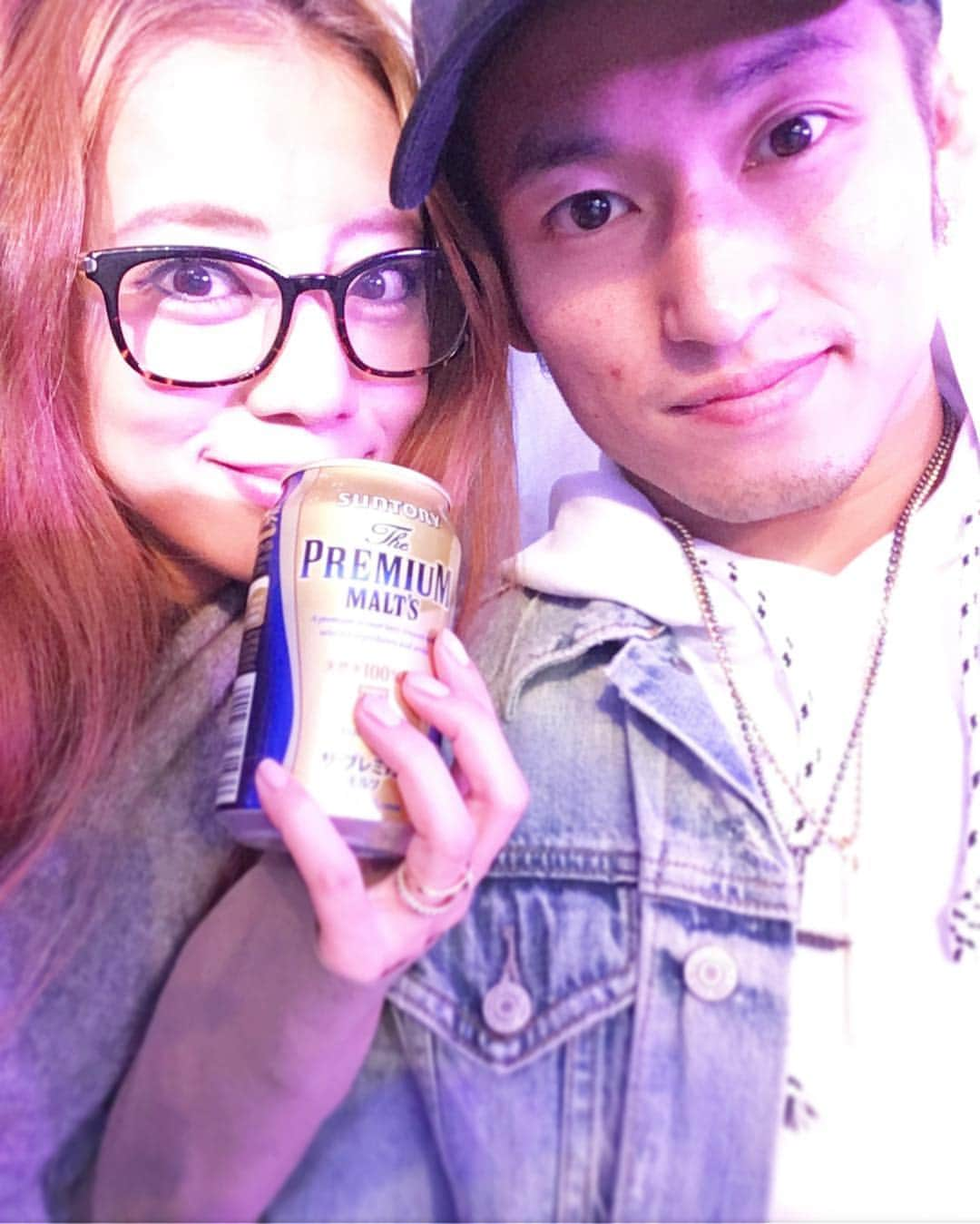 あびる優さんのインスタグラム写真 - (あびる優Instagram)「デート❤️ ツーショットなのに、 私のビールがなんか強調されすぎた😅🍺笑 #family#couple#husband#happy#date#love#fun#selfie#家族#夫婦#カップル#デート#仲良し#幸せ#ビール#強調#しすぎた#笑」12月13日 14時40分 - yuabiru74