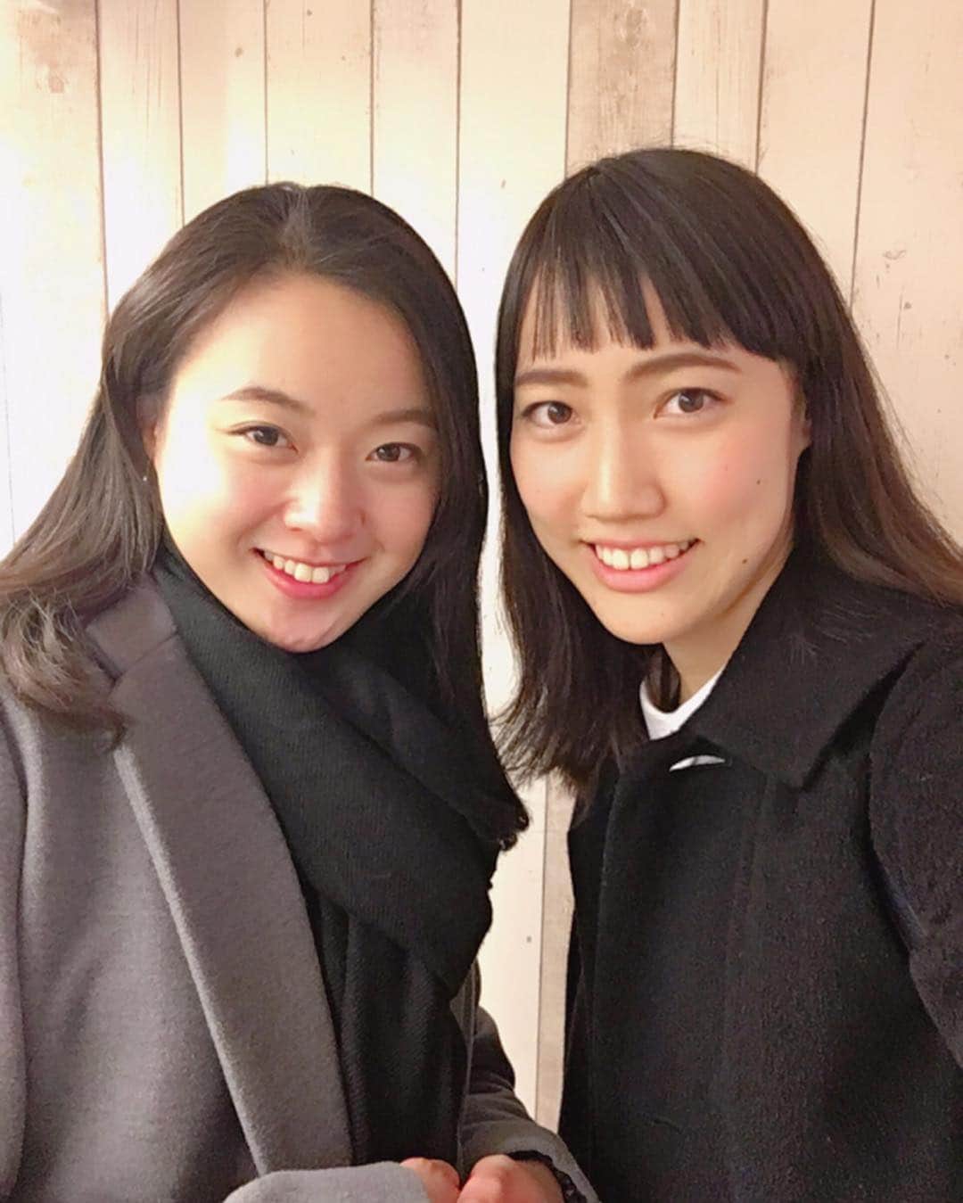 西野友毬のインスタグラム：「れーこの仕事終わりにご飯♡♡」