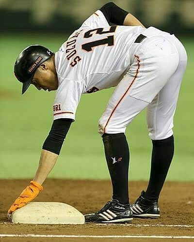 鈴木尚広のインスタグラム：「明日、ファンの皆様に最後のご挨拶をさせていただきます！  宜しくお願い致します！」