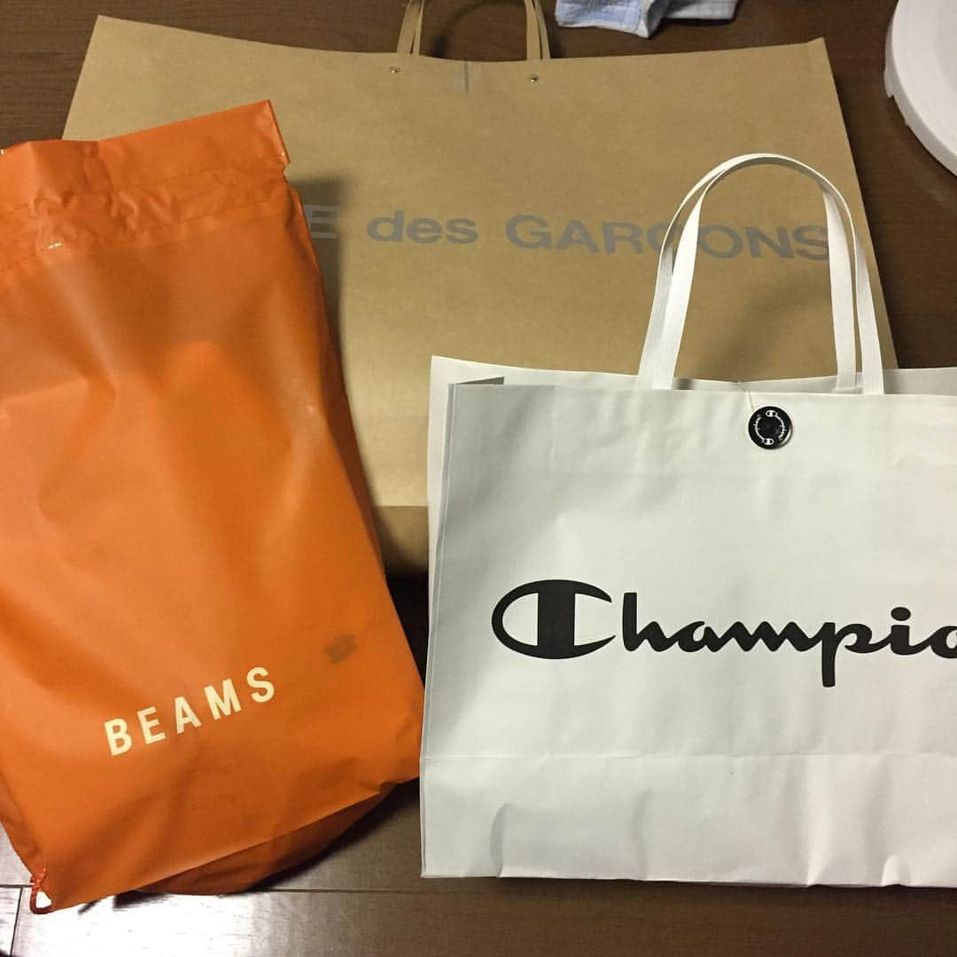 冨安健洋のインスタグラム：「買い物しました！ #じゅんさん#ありがとうございました」