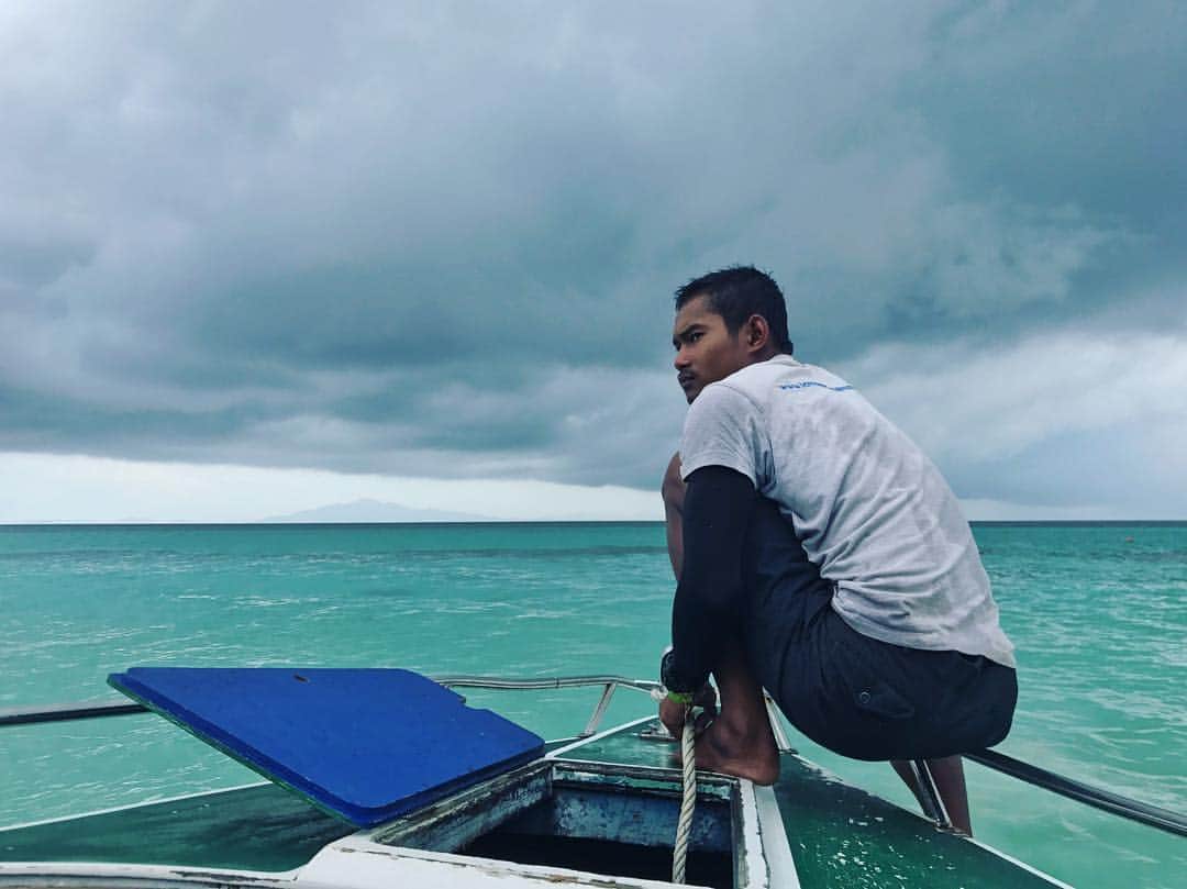 ザック・フリードマンのインスタグラム：「Out at Sea」