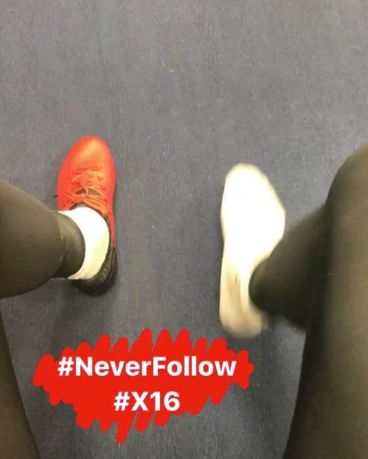 サム・ギャラガーのインスタグラム：「Training done! Looking forward to wearing these at the weekend 💪🏼 @adidasuk #neverfollow #x16」