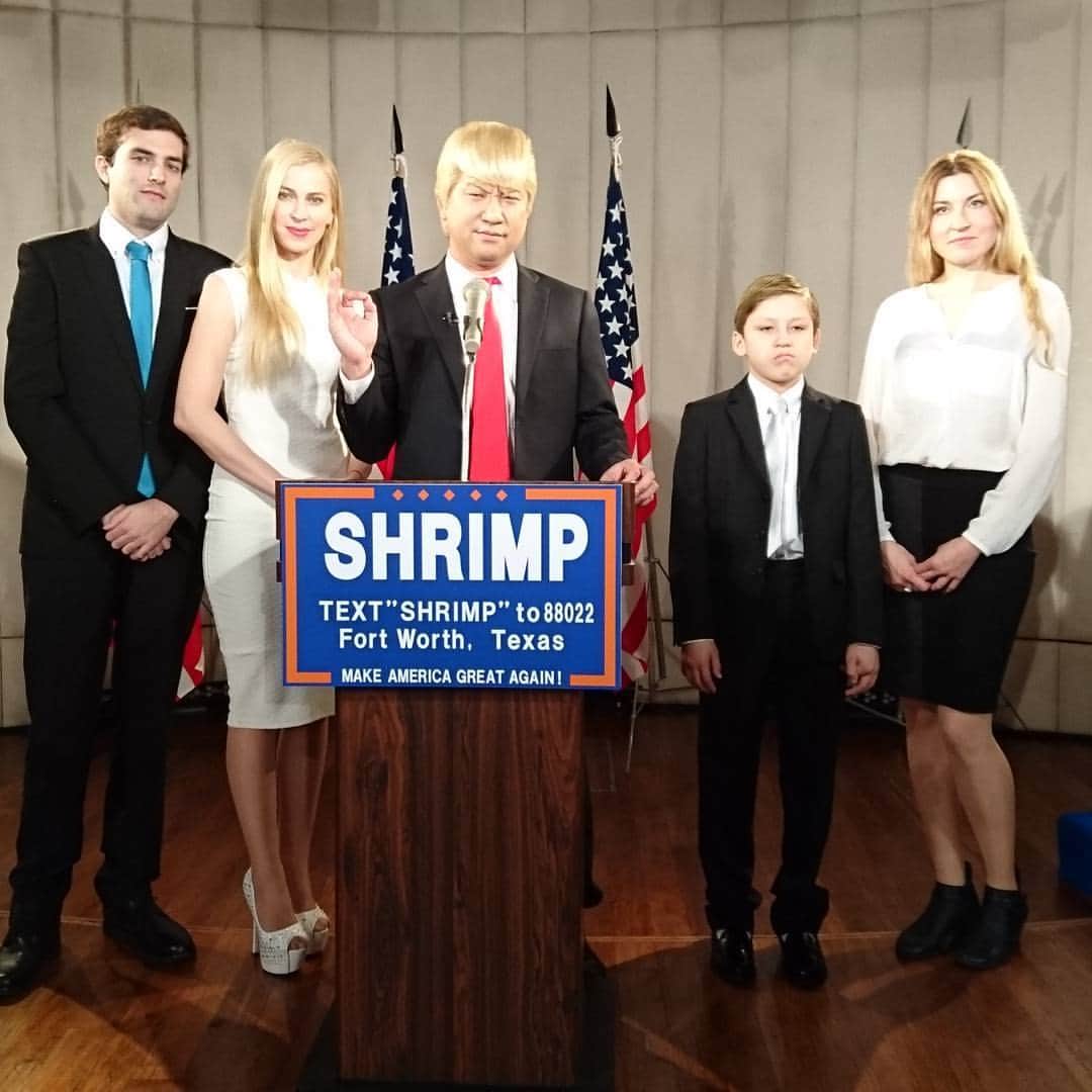 レイザーラモンrgさんのインスタグラム写真 レイザーラモンrginstagram バロンくん役の子が本当に眠そうで本物のトランプファミリーぽさが出てたかと 爆笑キャラパレード Donaldtrump Trumpfamily 11月27日 6時28分 Rgrazorramon