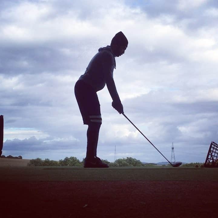 ビレル・オムラニのインスタグラム：「#golf#enjoy#france#clujnapoca#roumanie #🏌」