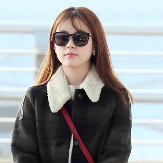 ハン・ヒョジュさんのインスタグラム写真 - (ハン・ヒョジュInstagram)「161201 || hyojoo heading to hongkong for MAMA ♥ #hanhyojoo #한효주 #MAMA2016」12月1日 13時57分 - hanhyojooworld