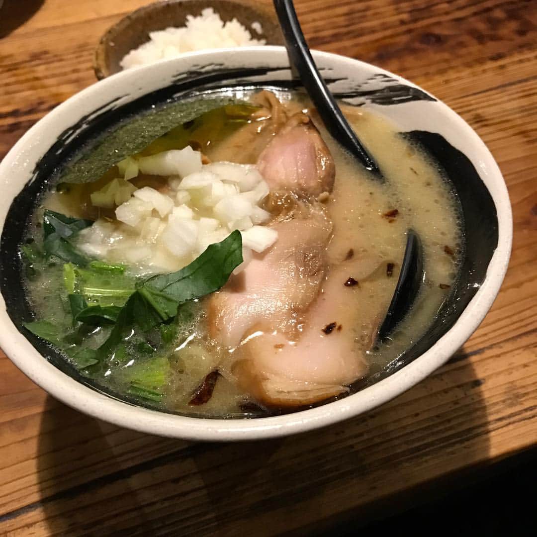 のインスタグラム：「月曜日 #浜虎  #横浜」