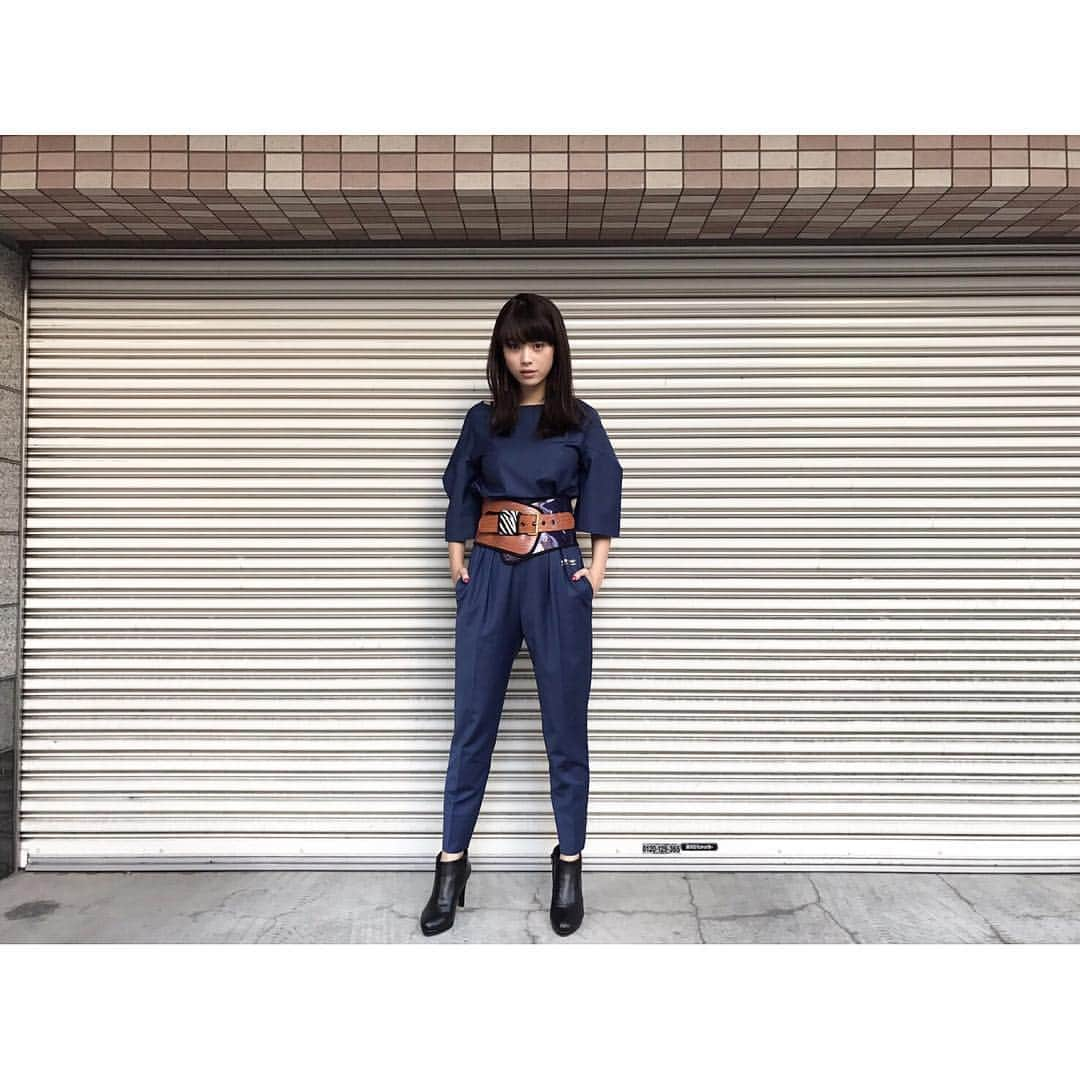 馬場ふみかのインスタグラム：「. キレイのBIBLE 衣装  top,pants,belt,pierce... #theatreproducts shoes... #randa  次回もお楽しみに✌︎ #ig」