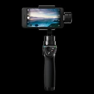 dronestagram6510のインスタグラム：「映画製作の現場で重要なのが、時間と予算です。持ち運びが簡単で、優れた安定性、高画質、拡張性のすべてを備えたOsmoProとOsmoRAWがあれば、今まで撮影クルーが必要だった現場でも、カメラオペレーター1人で撮影できます。これまでは困難だった複雑な シーンや狭い場所での撮影を手軽に実現」