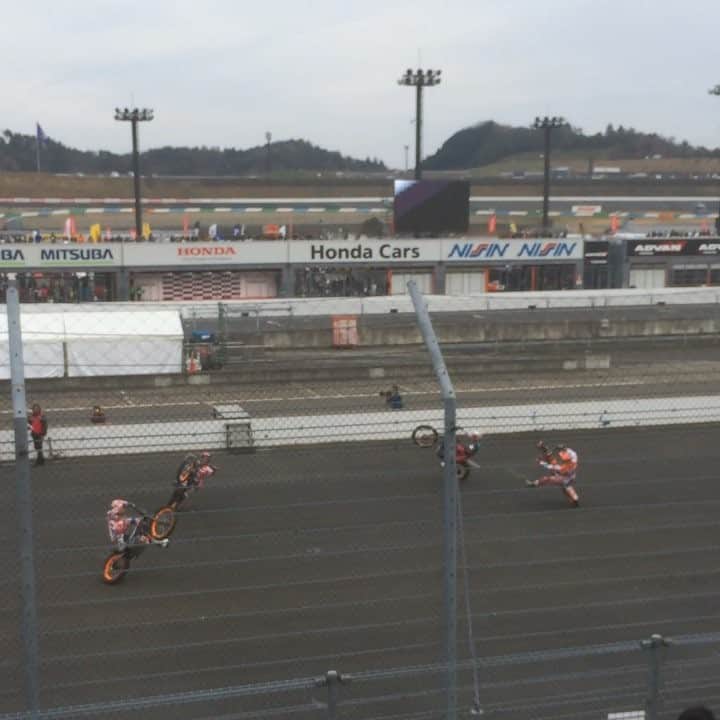 のインスタグラム：「#trial #thanksday #fujigas #honda #motegi  #ホンダ #ホンダモースポ  #自由自在  #自転車でも出来るかな」
