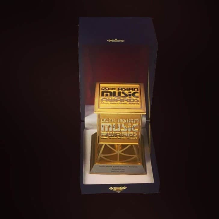 Fukaseさんのインスタグラム写真 - (FukaseInstagram)「MAMA!Thank you! #mnet #award #mama #trophy」12月8日 11時46分 - fukase