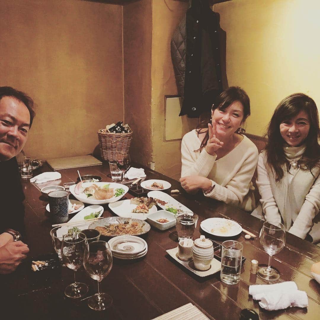 加藤紀子のインスタグラム：「幸せすぎる夜。 マジカル頭脳パワーでお世話になってた永井美奈子アナさん、毎回打ち合わせに来て下さってたとよさんと20年振りに集合。語りすぎて泣いた！くらい大事な時間を過ごさせて下さってたお二人。本当に変わらず素敵すぎたー！あの、濃密な時間は宝だ！」