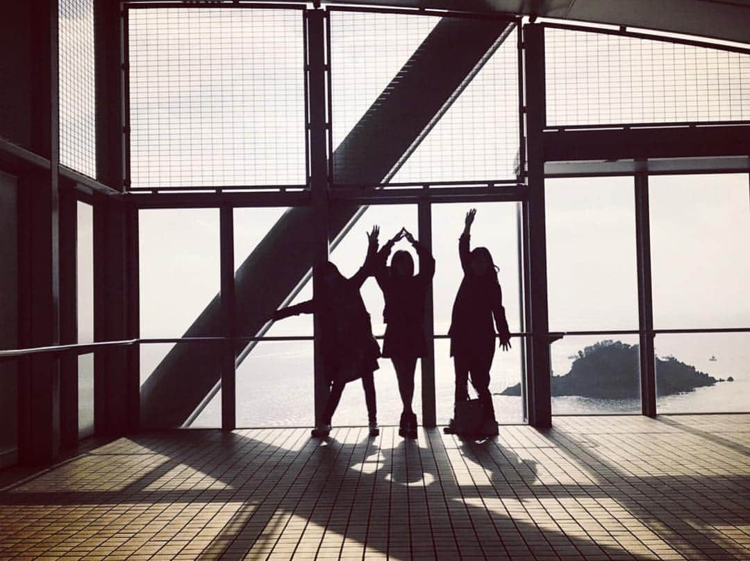 山本彩さんのインスタグラム写真 - (山本彩Instagram)「家族旅行！  姉、母と( ^^ )」1月4日 14時58分 - sayaka__714