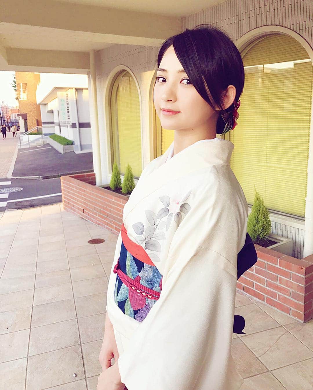 鈴木咲 鈴木咲さんのインスタグラム写真 - (鈴木咲Instagram)「着付け、撮影by江守 #鈴木咲 #suzukisaki #着物 #和服  #kimono #model #follow #girl #fashion #tbt #instagood #wcw #me #japanese  #japanesestyle #japanesegirl #江守巨匠作品」1月4日 18時26分 - sakisuzuki1103