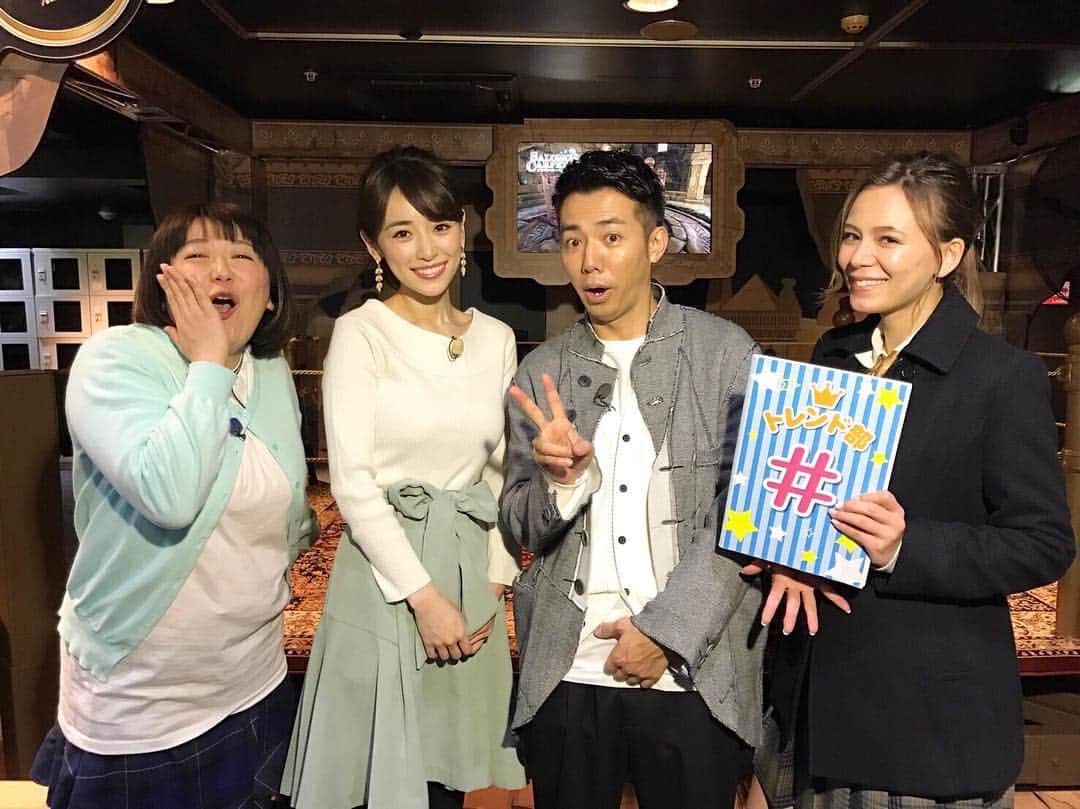 泉里香さんのインスタグラム写真 - (泉里香Instagram)「1/7 王様のブランチO.A.です❣️ 今回のロケも、とっても楽しかったので、ぜひ見てください💞 #王様のブランチ#TBS」1月5日 23時27分 - rika_izumi_