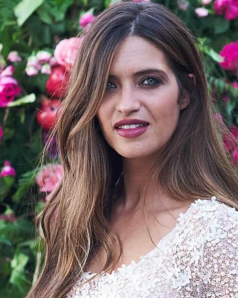 サラ・カルボネロのインスタグラム：「💋💗」