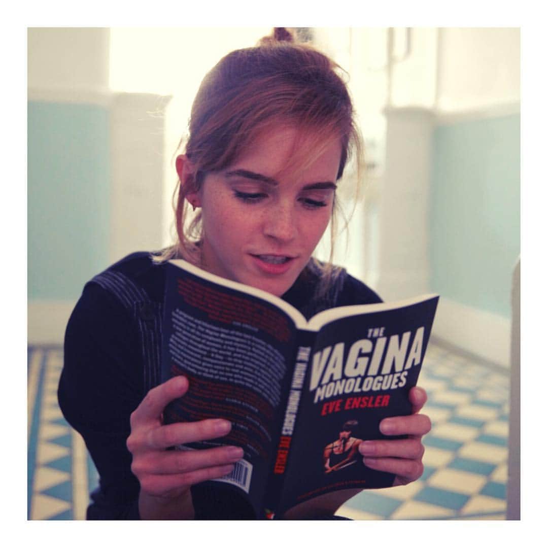 エマ・ワトソンのインスタグラム：「@oursharedshelf's Jan & Feb book is #TheVaginaMonologues by Eve Ensler」