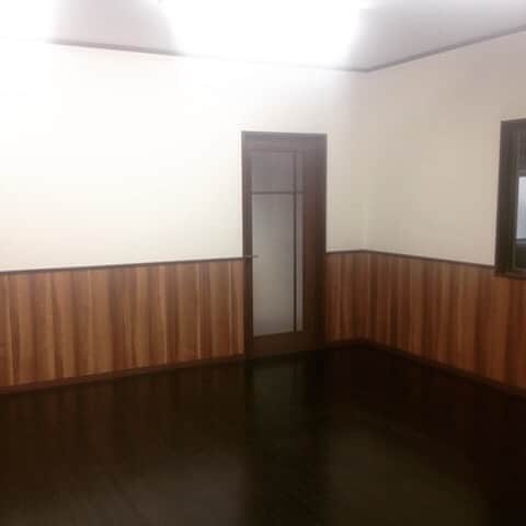 エクステリアワーク・ SKYさんのインスタグラム写真 - (エクステリアワーク・ SKYInstagram)「会議室の内装が仕上がりました。 #エクステリアワーク#岐阜県#雨漏り修理」1月6日 11時46分 - ewsky2512
