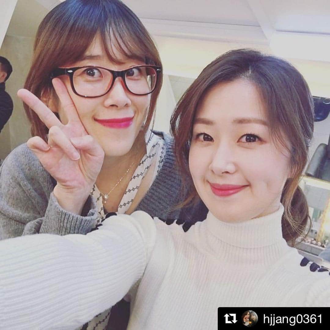 笛木優子のインスタグラム：「いつもきれいきれいしてくれる美容院ジェニーハウスの院長💛👍🏻 韓国ではヘアメイクは、美容院でやります〜〜💓 #韓国#メイク#제니하우스프리모#메이크업」