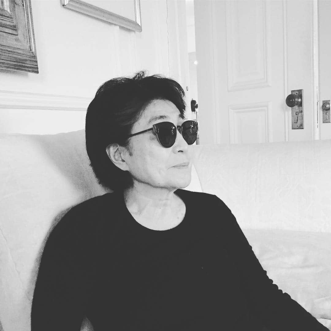 オノ・ヨーコのインスタグラム：「I love this room, which we call the White Room...and the piano that we made Imagine on is in this room. People love this room...and to sit in it and to see the sky which is taller, wider, and totally beautiful. yoko」