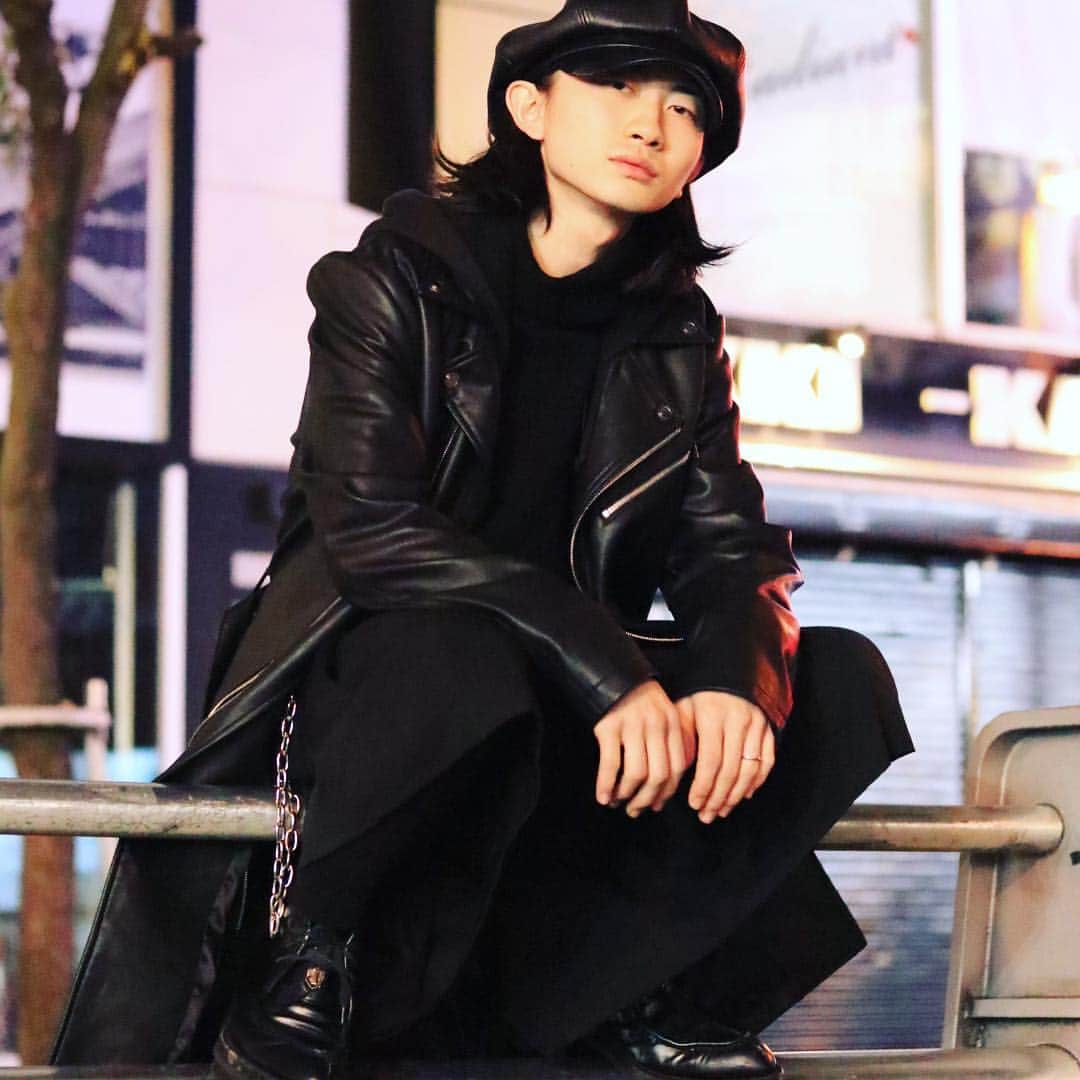伊達豊のインスタグラム：「#commedesgarcons  #commedesgarconshommeplus #leather #PRADA #PRADAshoes #ootd #instafashion  #style #photo」