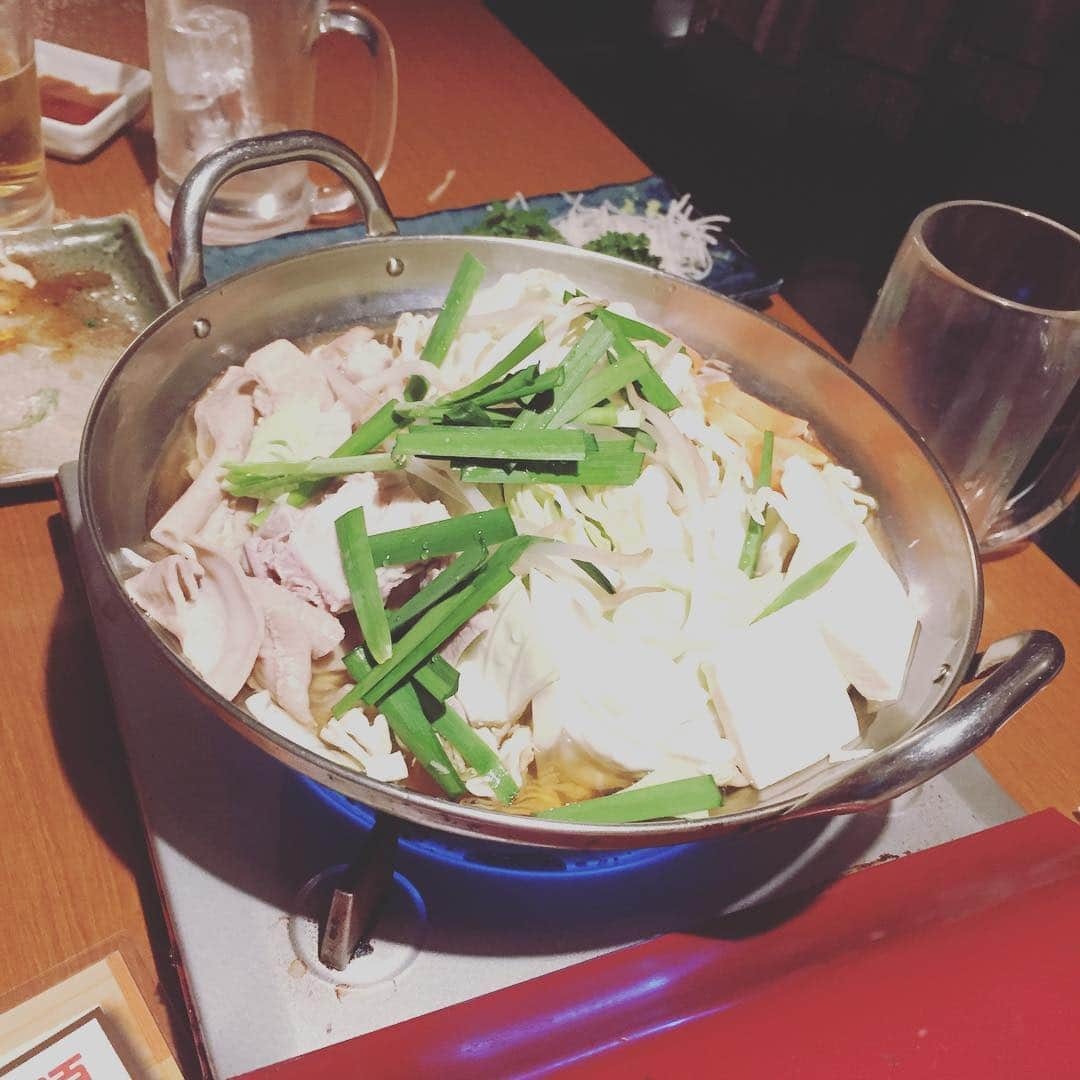 佐藤勇のインスタグラム：「もつ鍋なう(^○^) #もつ鍋#友達#明日はクリスマスイブ」