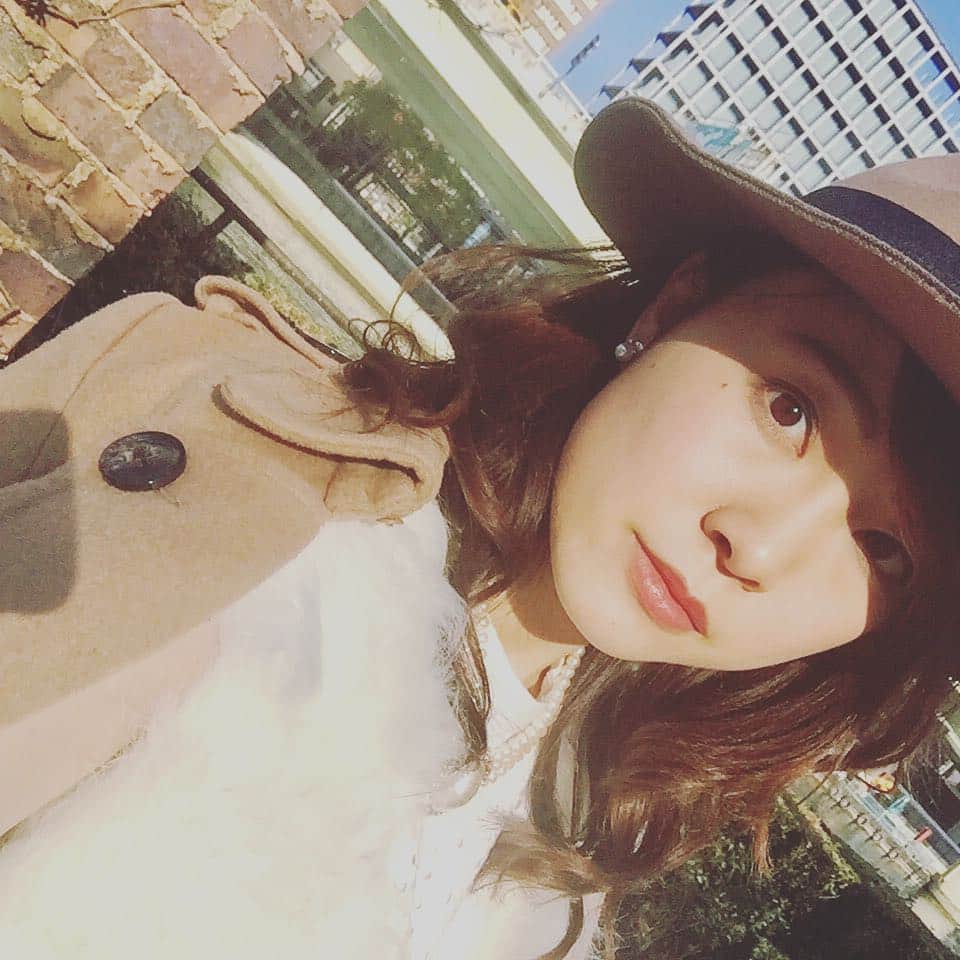 岡本愛加さんのインスタグラム写真 - (岡本愛加Instagram)「おしゃインスタグラムにすべく、新たなアカウントにじつはこっそり移行しております。aika_okamoto_で検索の上、ふぉろーお願いしますっ」12月23日 23時51分 - ak_mi_okamdl