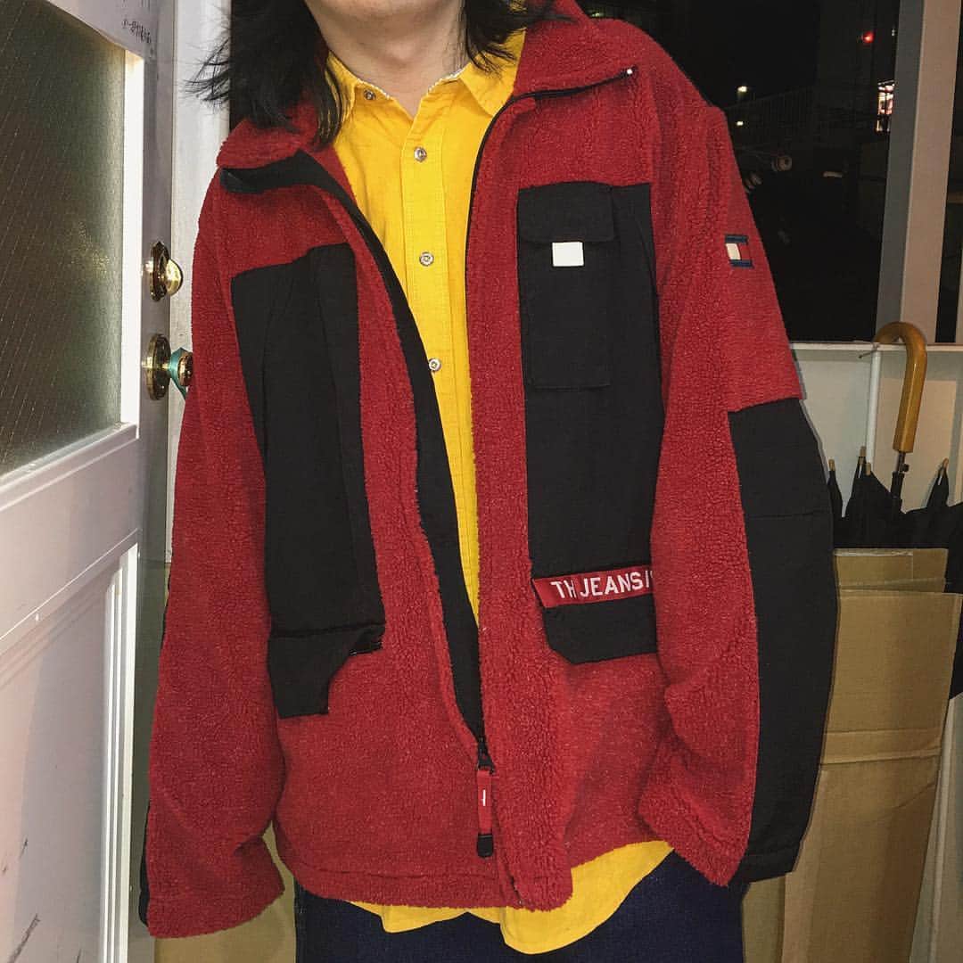 ロザッチのインスタグラム：「#90s #90sfashion #tommyhilfiger #tommyjeans」