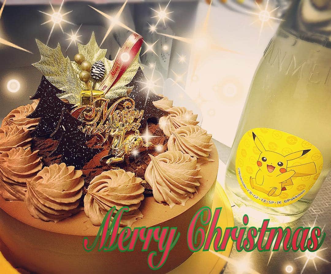 佐山愛のインスタグラム：「✨🎄Merry Christmas🎄✨ #christmas #cake #シャンメリー #めりくりっちょ」