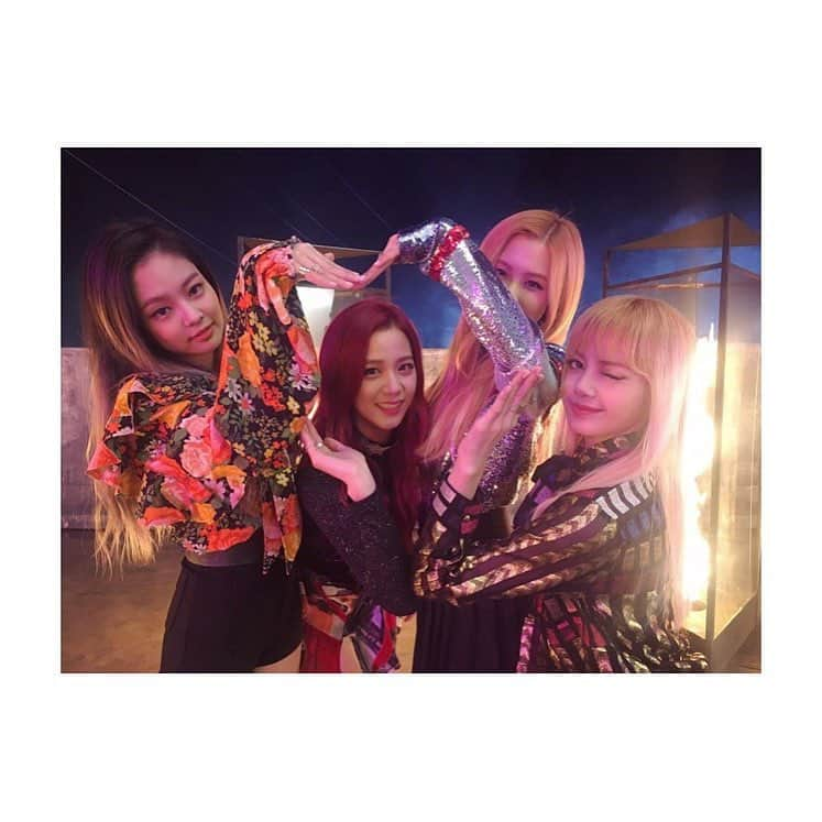 BLACKPINKのインスタグラム