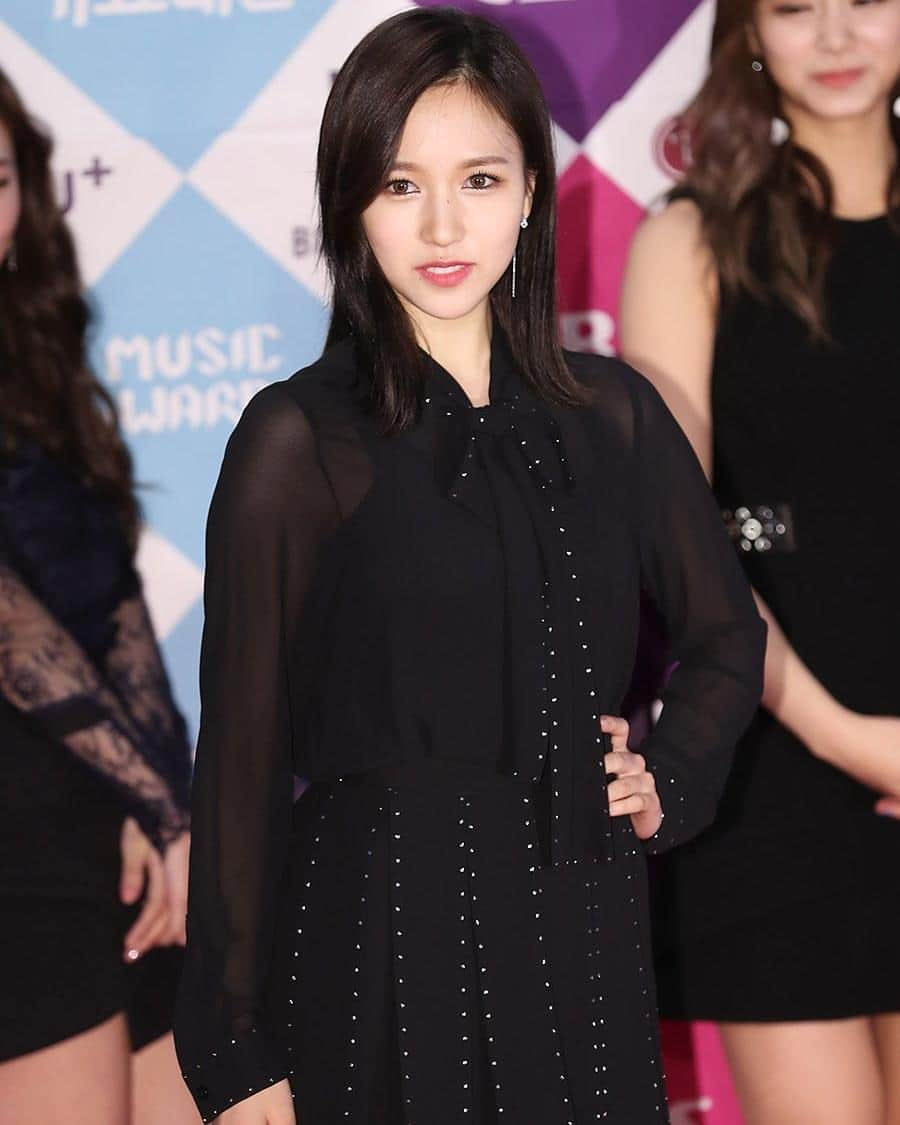 ミナのインスタグラム：「[PIC] 161226| Mina - SAF 2016 SBS GAYO DAEJUN RED CARPET - #Mina #TWICE #트와이스」