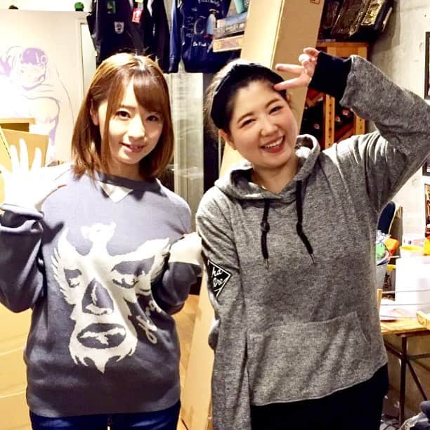 馬場園梓さんのインスタグラム写真 馬場園梓instagram ハオミンさんで可愛いパーカー買いました 初美沙希ちゃんとばったり 買ってすぐ着る二人 Yeah ハオミン Haoming パーカー お買い物 ルン 12月27日 22時17分 Babazonoazusa