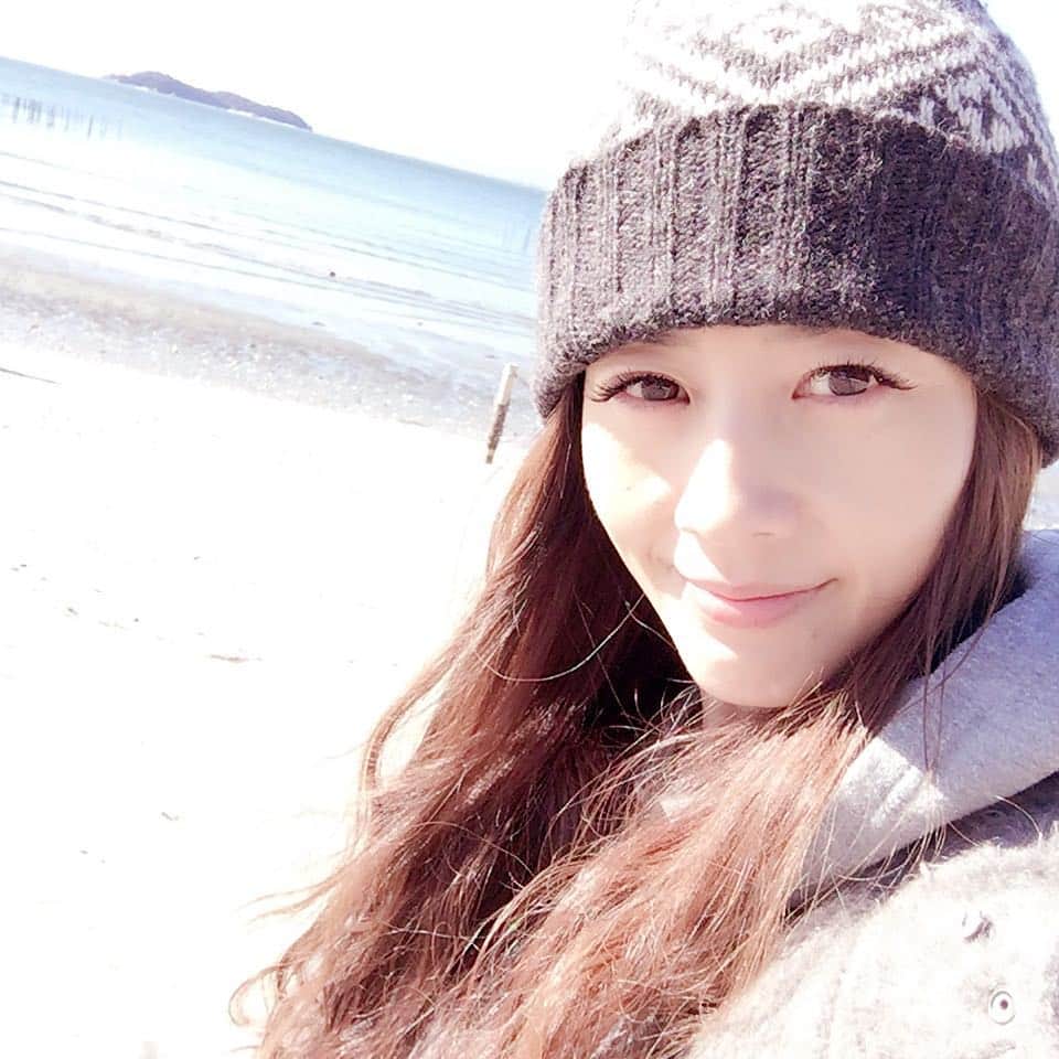 のインスタグラム：「海に来ました*･゜ﾟ･*:.｡..｡.:*･'(*ﾟ▽ﾟ*)'･*:.｡. .｡.:*･゜ﾟ･*」