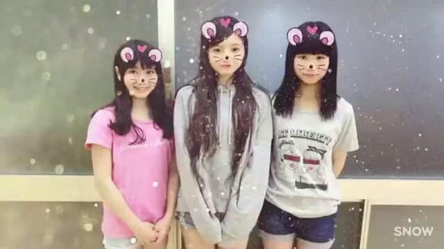 仲村星虹のインスタグラム：「レッスンでえりなちゃんの 帰船式行けなかった… CRUiSE!の初めてのライブの時 ママ(えりなちゃん)がぎゅってしてくれて緊張がほぐれたの、CRUiSE!はみんな優しくててぃなの楽しかった思い出だよ！ありがとうっ！ だぃすきだよ( *´꒳`*)♡」