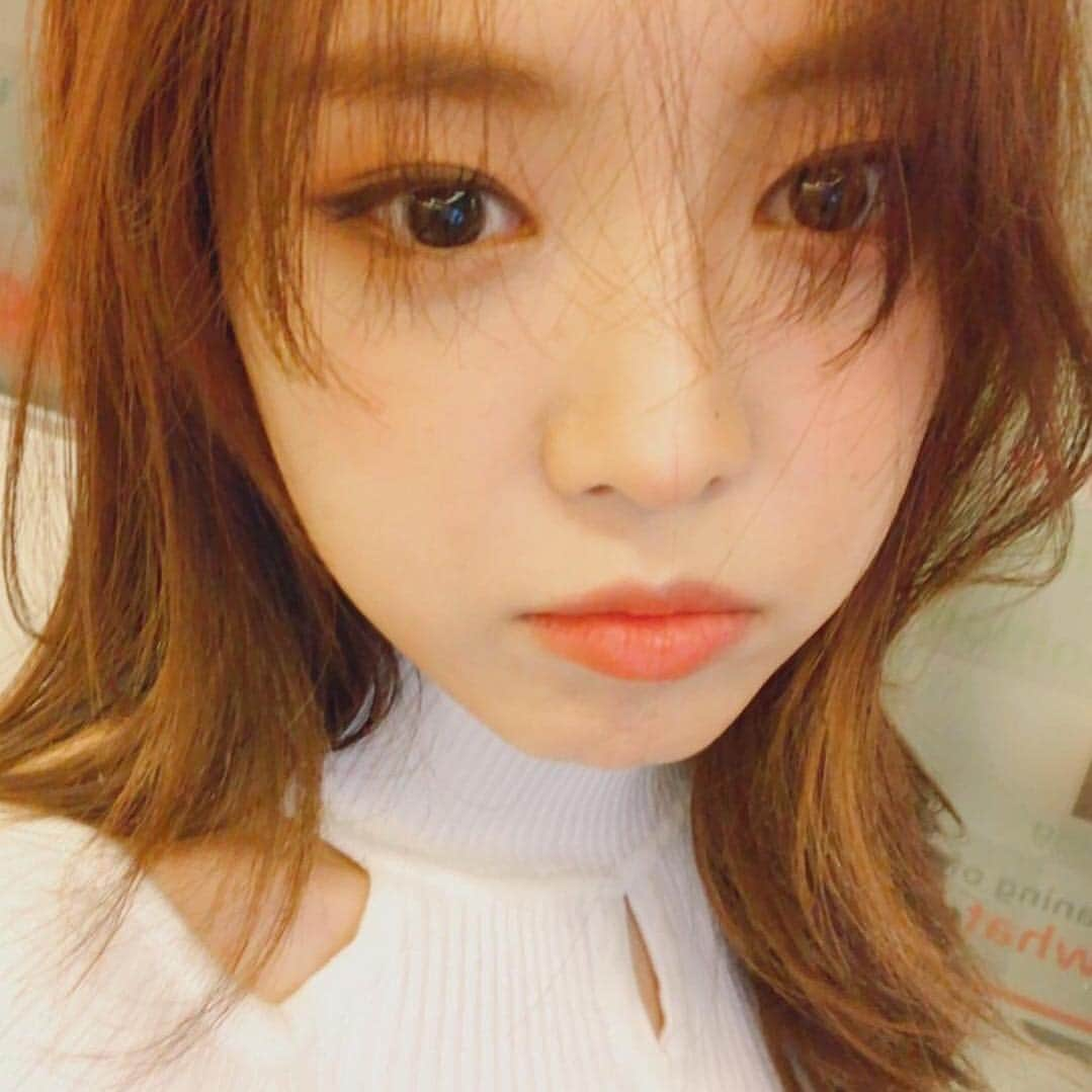 ソン・ナウンさんのインスタグラム写真 - (ソン・ナウンInstagram)「Sleep..😉😴」12月29日 0時59分 - apinksonaeun