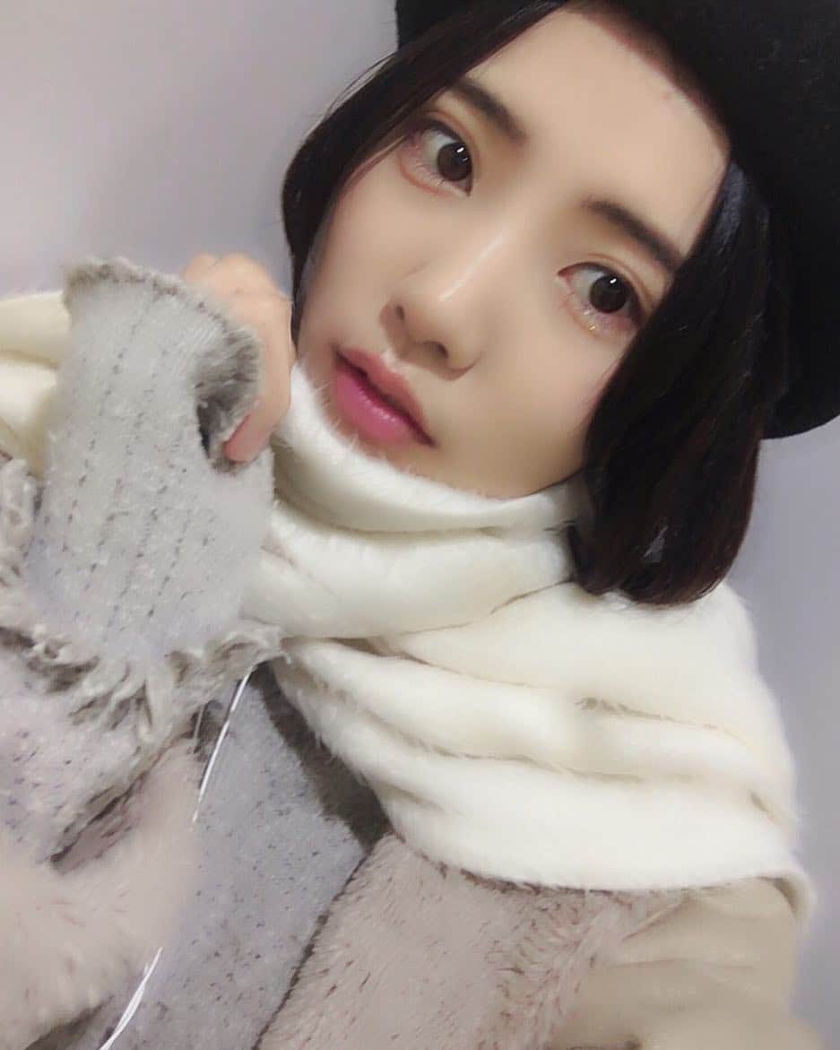 山本亜依さんのインスタグラム写真 - (山本亜依Instagram)「もうすぐ大晦日🎵 そしてお正月🎵 るるるるるーん🎵」12月29日 20時42分 - ai__yamamoto_